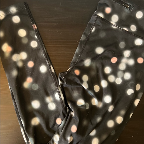 Women’s Nike large dri fit leggings - Picture 1 of 3